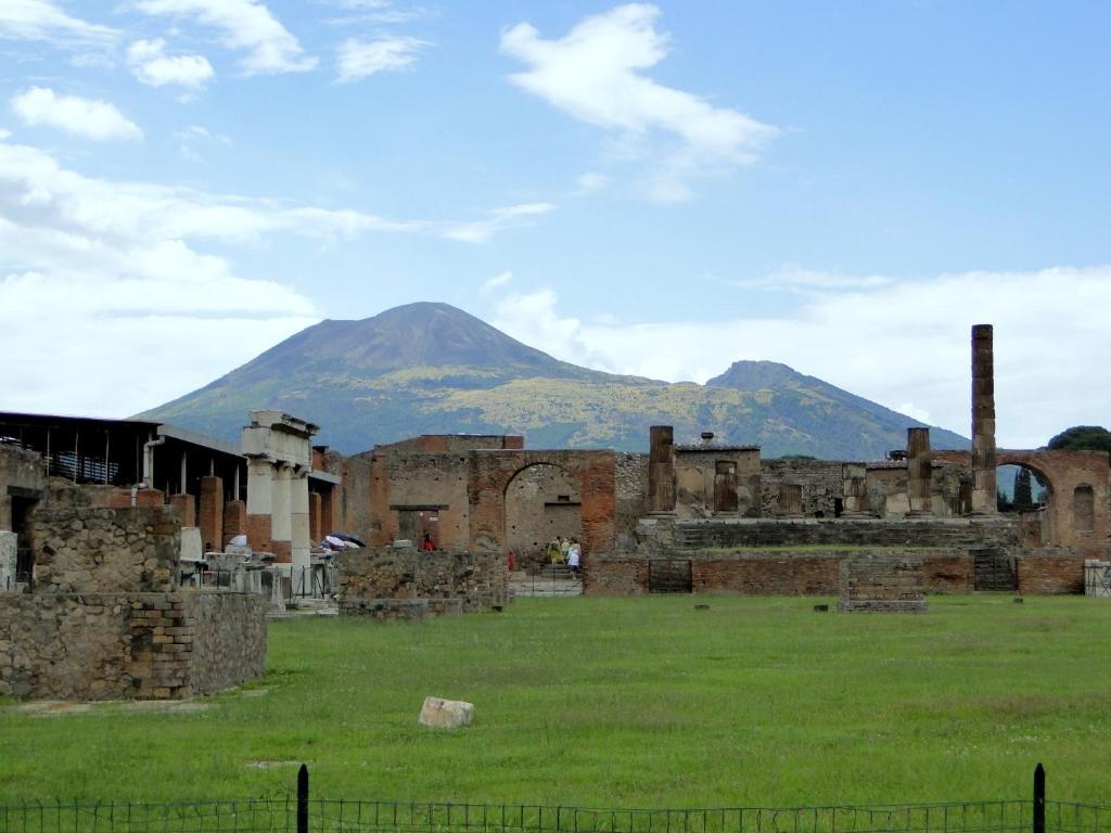 Hotel Diana Pompei Esterno foto